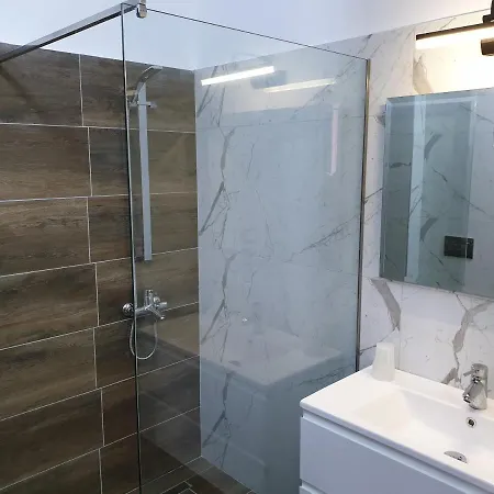 茵穆佩尔酒店 酒店