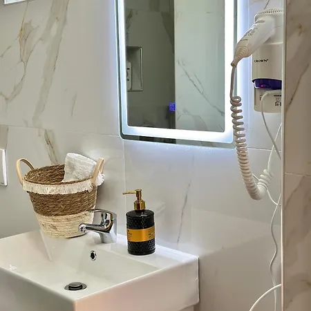 茵穆佩尔酒店 3*