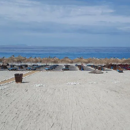 茵穆佩尔酒店 3* Dhërmi